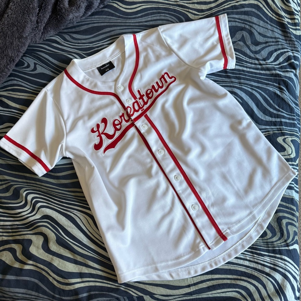 White and Red Koreatown Baseball Jersey L141